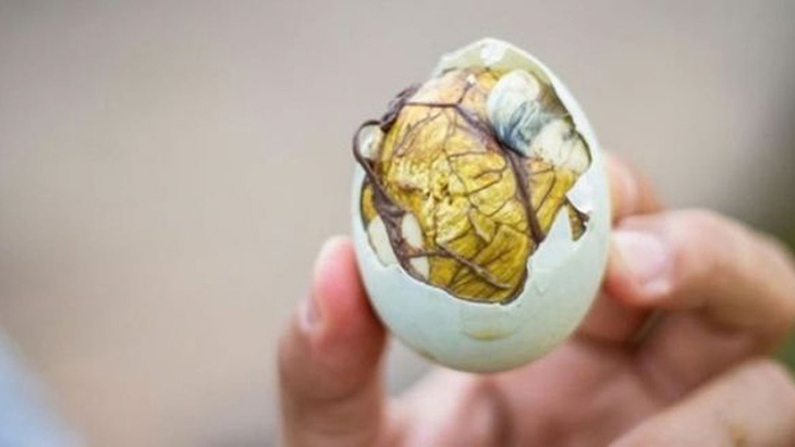 Nam giới có thể chữa bệnh đơn giản bằng trứng vịt lộn luộc
