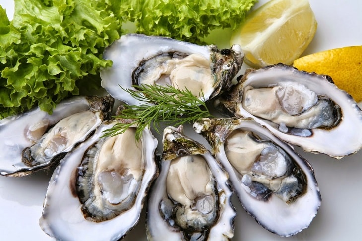 Hàu biển là thực phẩm hàng đầu trong danh sách những thực phẩm tốt cho nam giới