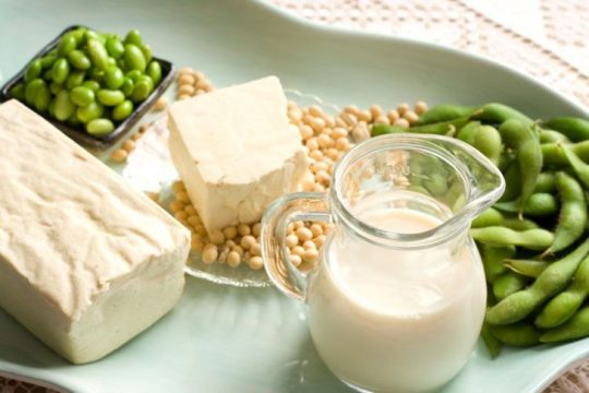 Bị sỏi mật có uống được sữa đậu nành - Sữa đậu nành ít béo nhiều đạm thực vật tốt cho người sỏi mật