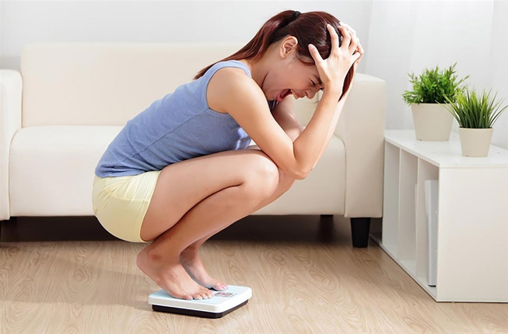 Sụt cân bất thường là một triệu chứng báo hiệu bệnh lý