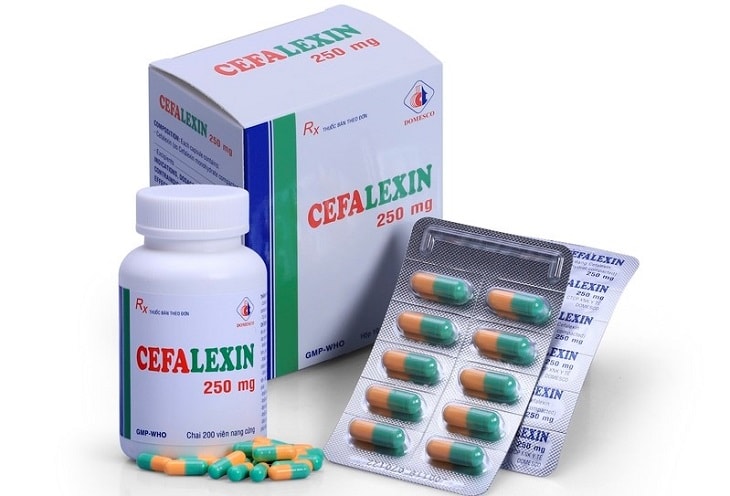 Kháng sinh chữa viêm đường tiết niệu nhóm Cephalosporin thường có dạng viên nang màu xanh