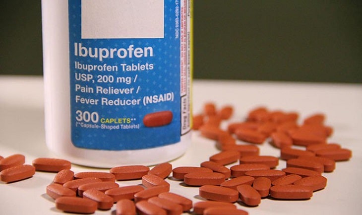 Ibuprofen là thuốc giảm đau, hạ sốt, chống viêm nhóm NSAIDs
