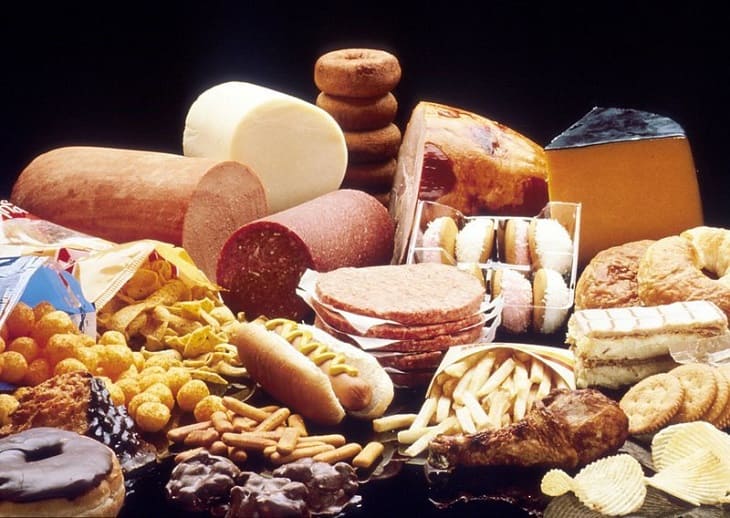 Viêm da cơ địa kiêng gì - Thực phẩm có nhiều chất béo