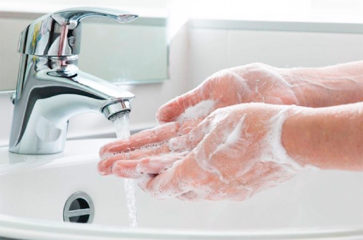 Tuân thủ nguyên tắc giữ gìn vệ sinh sạch sẽ để đảm bảo không bị nhiễm khuẩn đường ruột gây viêm loét