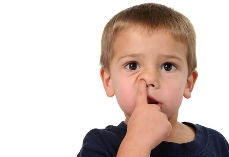 Những thói quen xấu khiến bệnh lý mũi họng dễ bùng phát