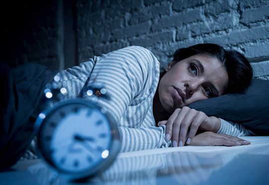 Mất ngủ kinh niên là gì? Nguyên nhân và biện pháp cải thiện giấc ngủ