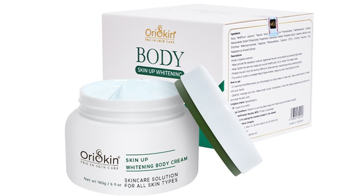 Oriskin Body Skin Up Whitening Cream được các chị em sử dụng rất phổ biến