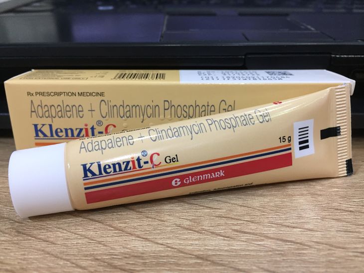 Klenzit C là sản phẩm bôi ngoài da trị mụn