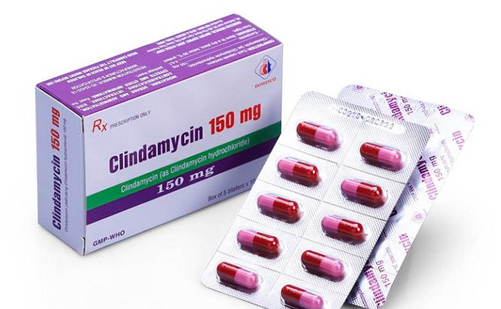Thuốc trị mụn bọc Clindamyncin được bác sĩ chỉ định với những tình trạng mụn nặng, gây viêm