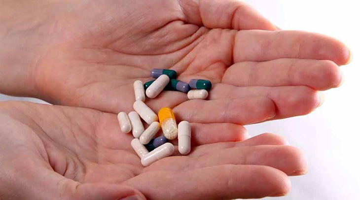 Thuốc kháng sinh giúp giảm triệu chứng bệnh