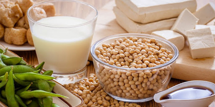 Đậu nành và các chế phẩm từ đậu nành giúp tăng cường nội tiết tố tự nhiên