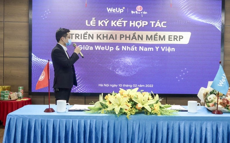 Ông Trần Hải Long - Giám đốc điều hành Nhất Nam Y Viện phát biểu tại buổi lễ ký kết 