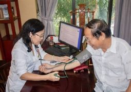 Bác Sĩ Nguyễn Thị Vân Anh Chữa Bệnh Dạ Dày Bằng YHCT Có Tốt Không?