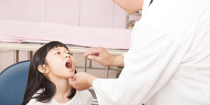 Viêm mũi họng cấp ở trẻ em thậm chí có thể gây ra tình trạng thấp tim
