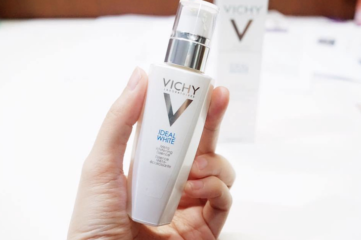 Vichy Ideal White Meta Whitening Emulsion là dòng kem nám rất nổi tiếng trên thế giới
