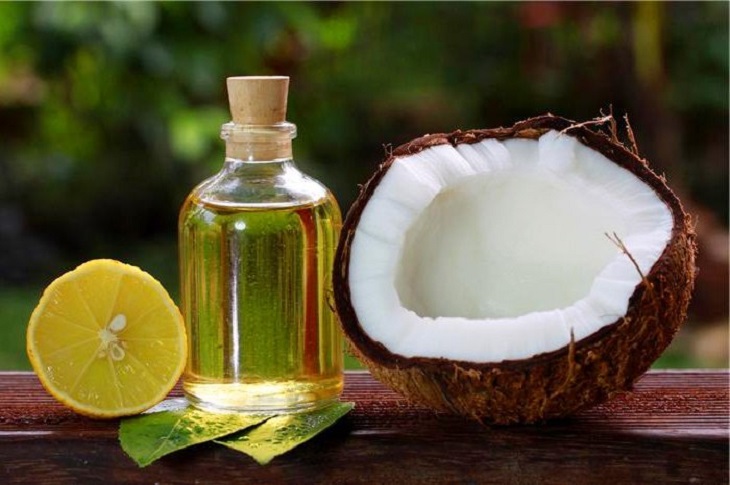 Điều trị nám da với chanh và dầu dừa