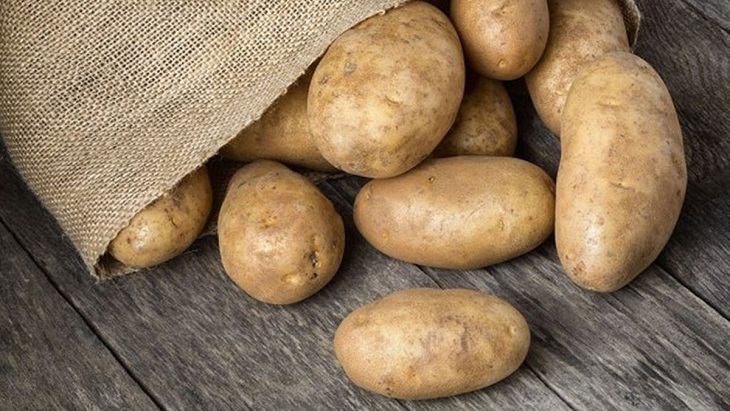 Dùng khoai tây giảm tình trạng nám da an toàn