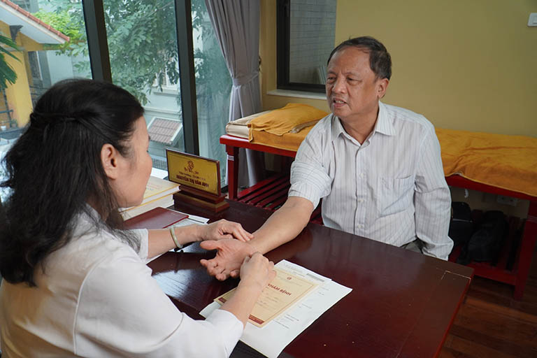 Chú Thuận chia sẻ về quá trình điều trị bệnh dạ dày