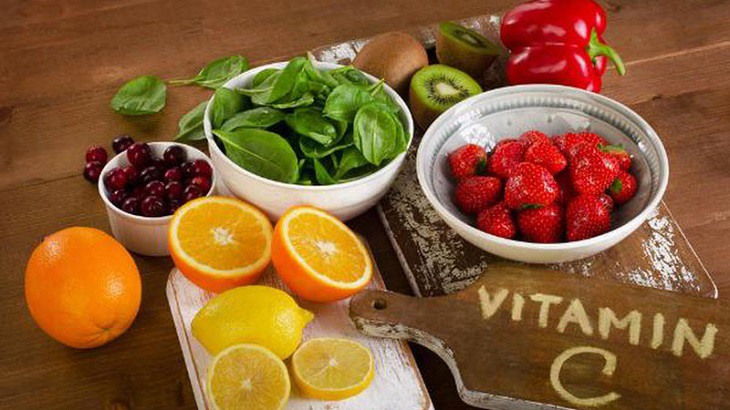 Người bị hắc lào nên bổ sung nhiều thực phẩm có chứa vitamin C