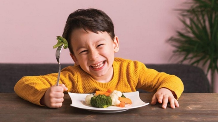 Quân tâm nhiều hơn tới chế độ ăn uống của trẻ