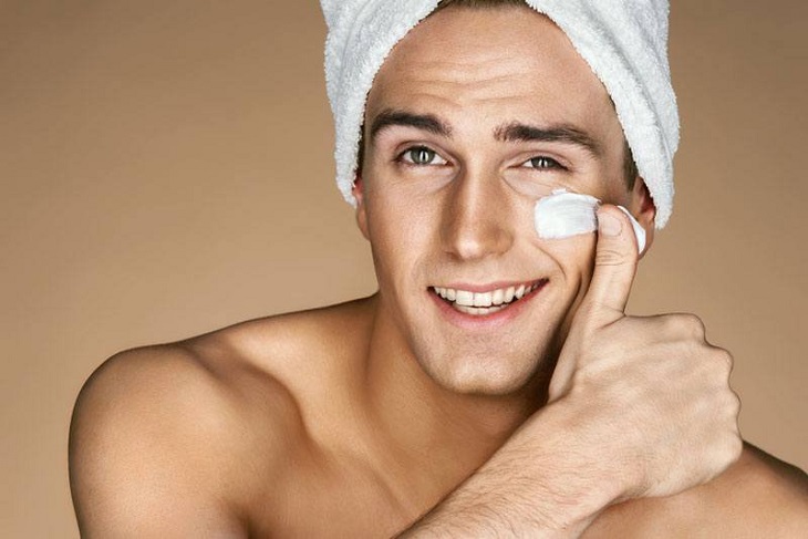 Không chỉ nữ giới, nam giới cũng cần chăm sóc da mặt