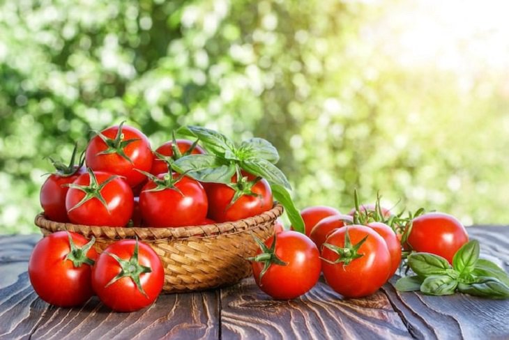 Cà chua là nguyên liệu làm đẹp an toàn