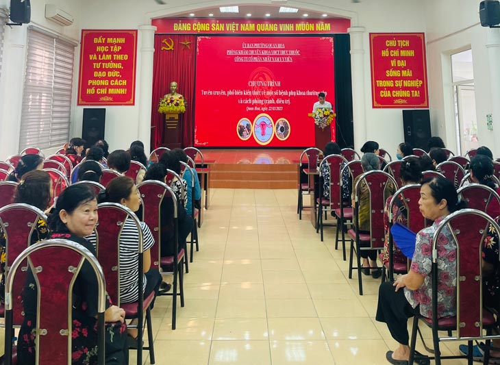 Hội thảo Hướng dẫn chăm sóc sức khỏe phụ khoa được tổ chức tại UBND phường Quan Hoa