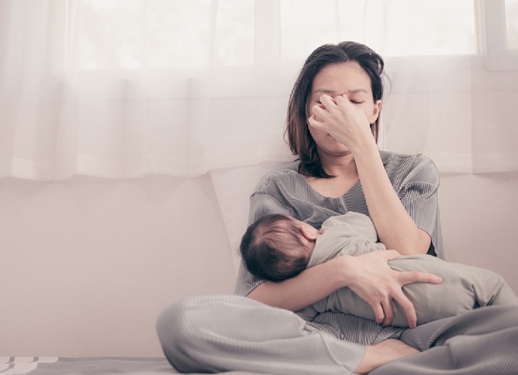 Phụ nữ sau sinh là đối tượng có nguy cơ bị khô âm đạo