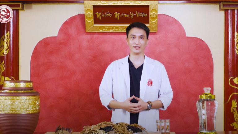 Bác sĩ Huy Phạm chia sẻ liều lượng sử dụng bài thuốc Nhất Nam Minh Mạng Tửu 